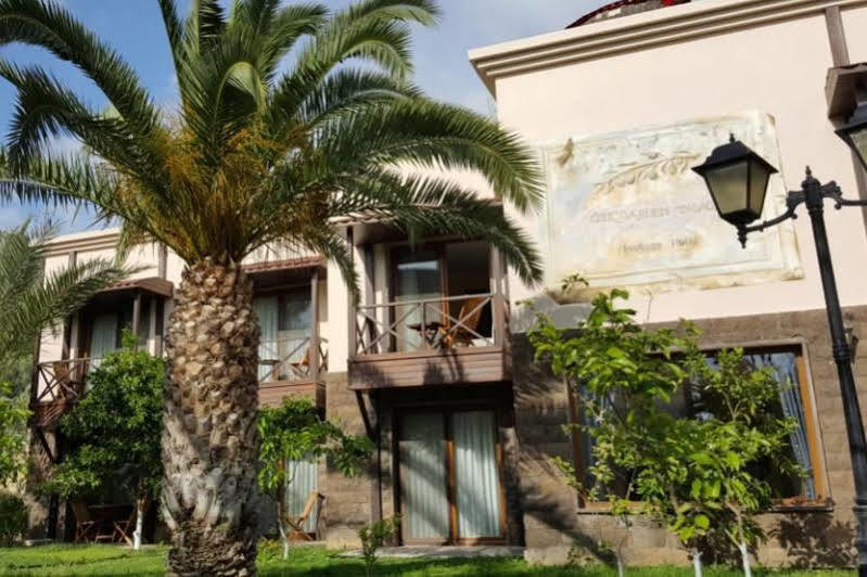 Готель Ipek Garden Palace 4*