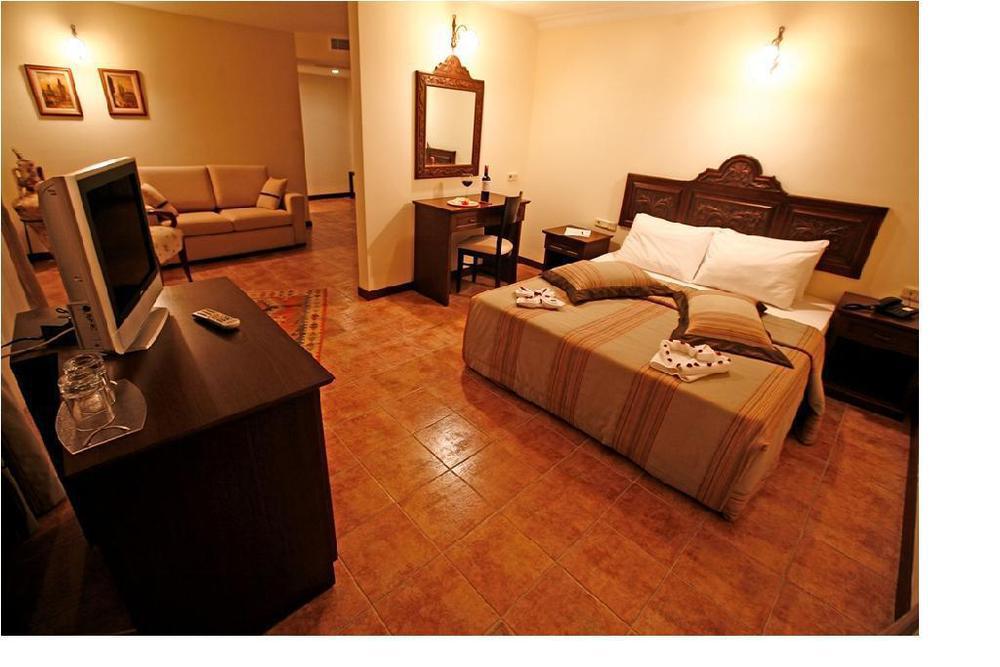 Ipek Garden Palace Готель 4*